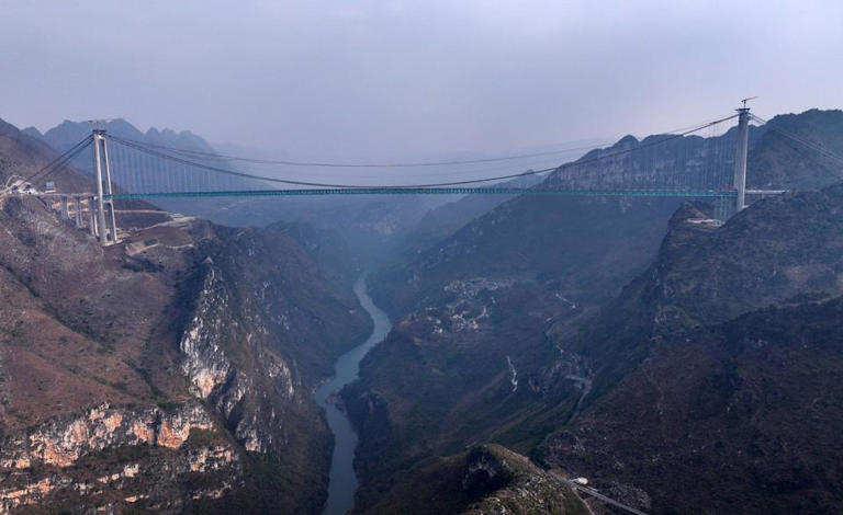 China set to open world’s tallest bridge this summer